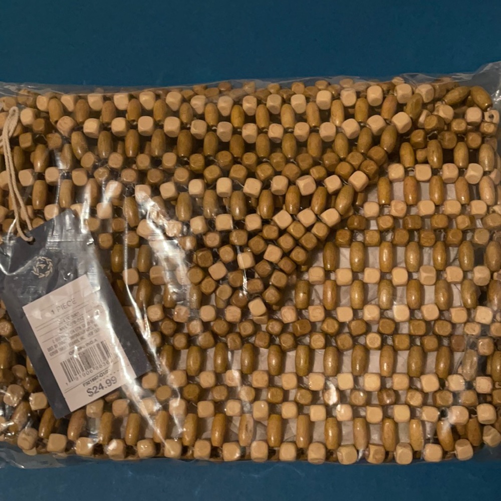Universal Thread crossbody wooden bead bag